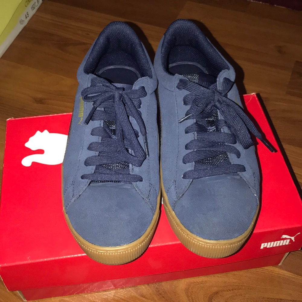 Puma Vikky Platform size 7.5